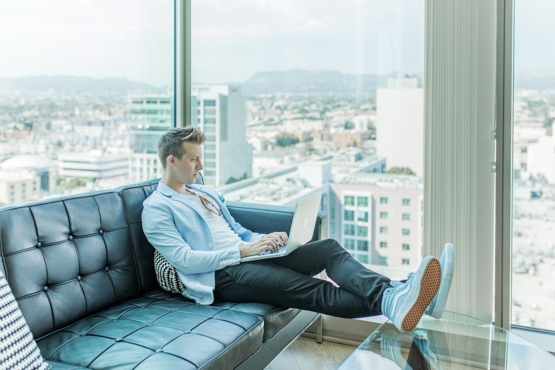 Best Financial News How Millionaires Seduce Success